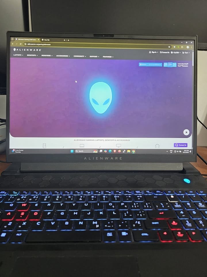 Alienware M18 Extreme Performance Gaming Laptop – RTX 4090 / i9-13900HX / 64GB