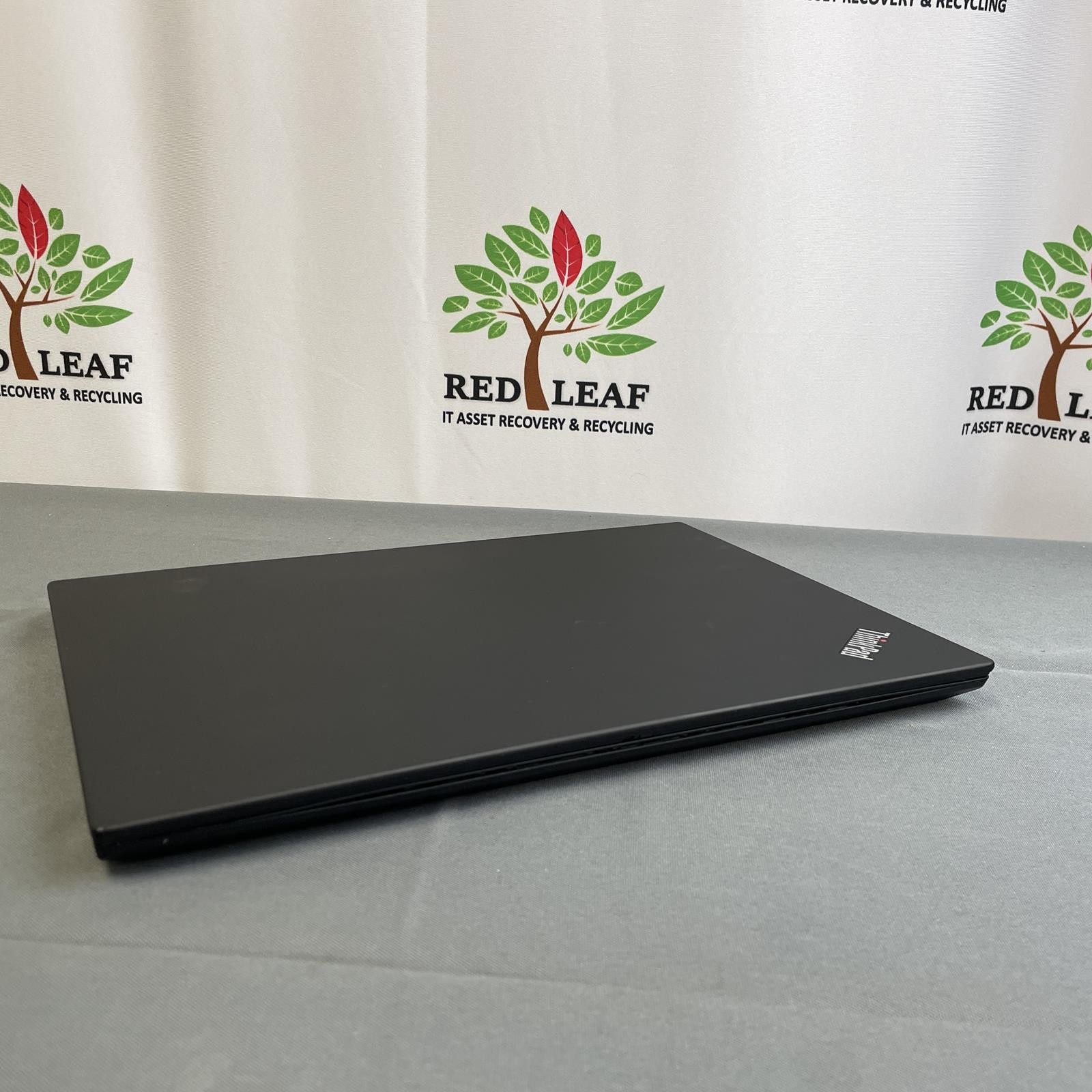 Lenovo ThinkPad T490 14 in FHD, Core i5-8365U, 16 GB, 512GB NVMe | Grade B