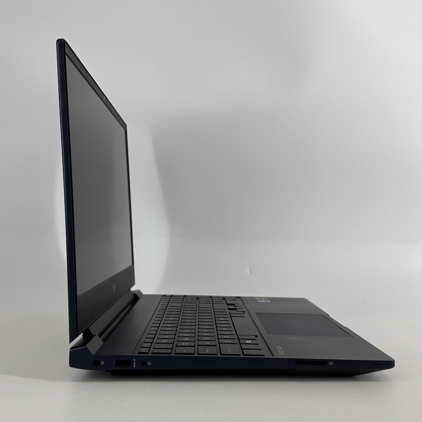 HP Victus 15.6 144Hz FHD 2.0GHz i5-12450H 8GB 512GB SSD RTX 3050 Very Good