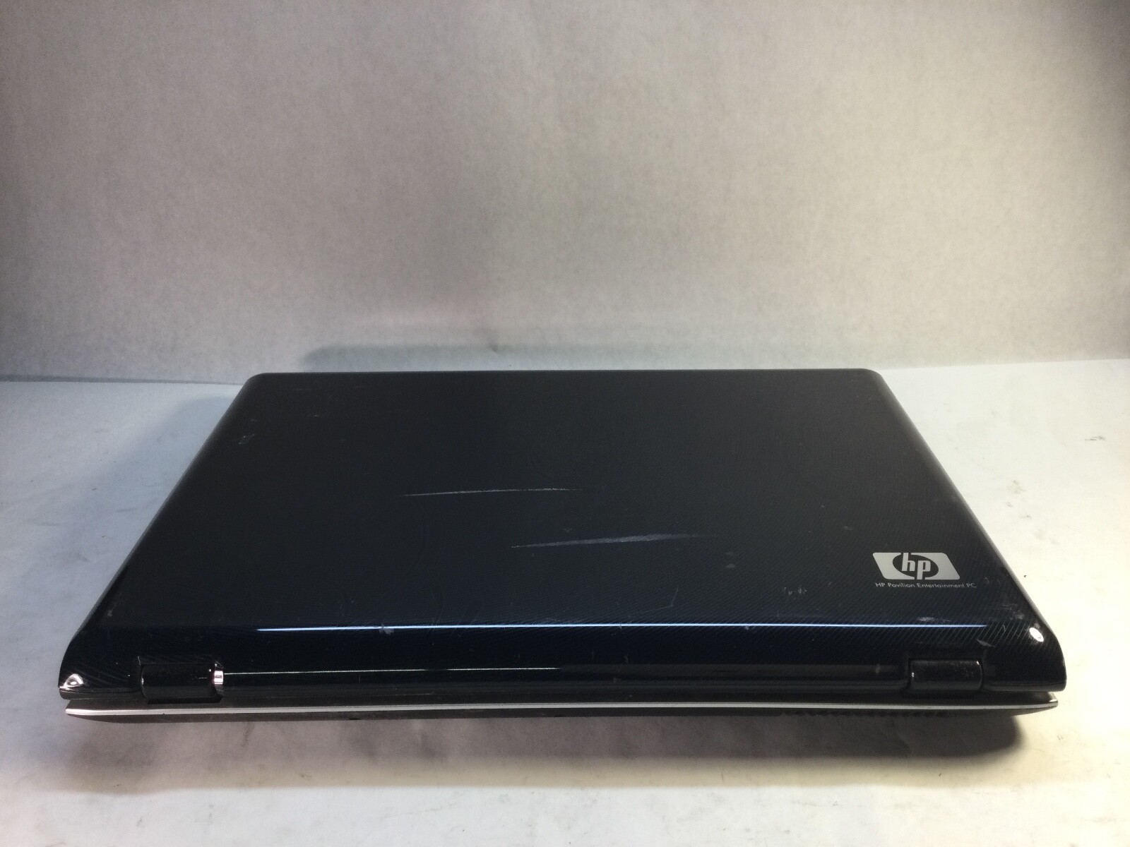 HP Pavilion dv6700 15″ Laptop AMD Athlon 64 X2 -BOOTS/BROKEN SATA- MZ