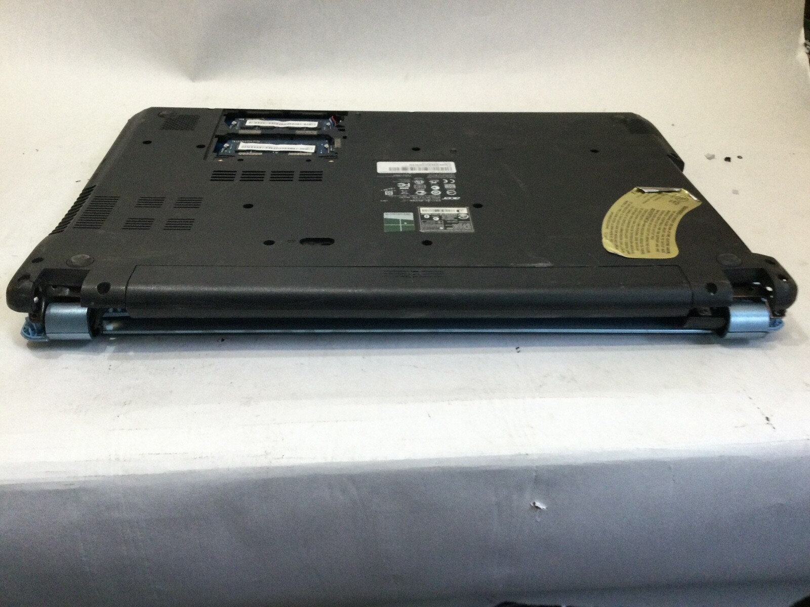 ACER ASPIRE – V5-571 – INTEL I3 – 8GB RAM – FOR PARTS – READ DESCRIPTION – BB!!!