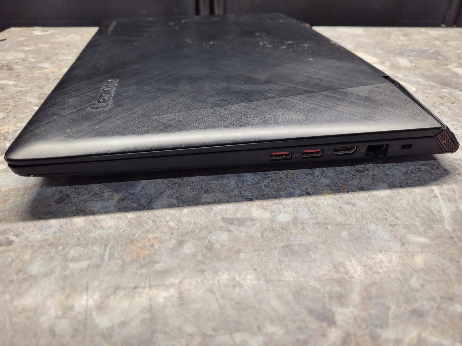 Lenovo IdeaPad Y700 Touch -15ISK 15.6” i7-6700HQ 8GB RAM 256GB SSD GTX 960M 4GB