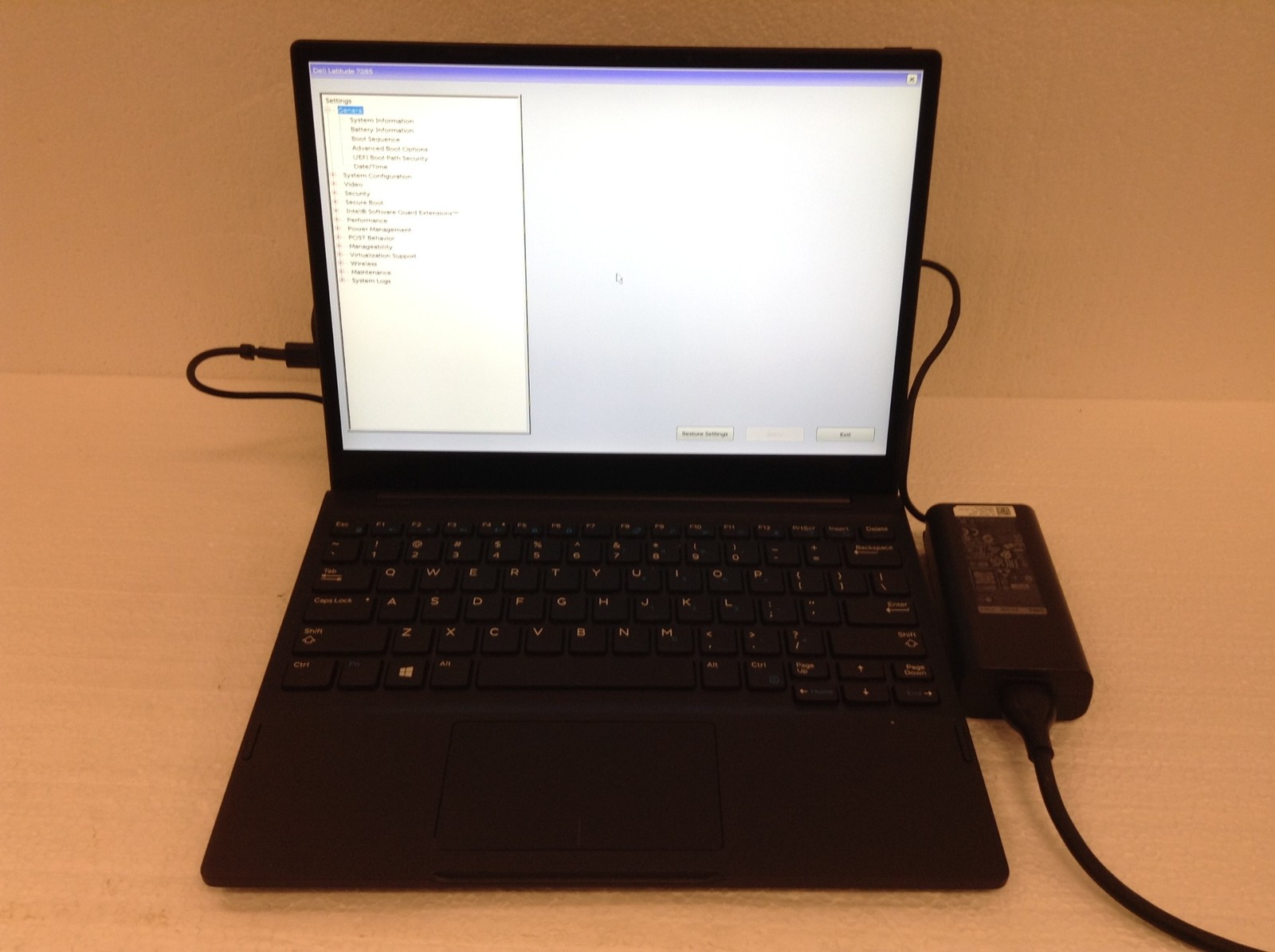 Dell Latitude 7285 2-in-1 Touch Laptop i5-7Y57 1.20Ghz 12.3″ w/ 8GB, 128Gb M2