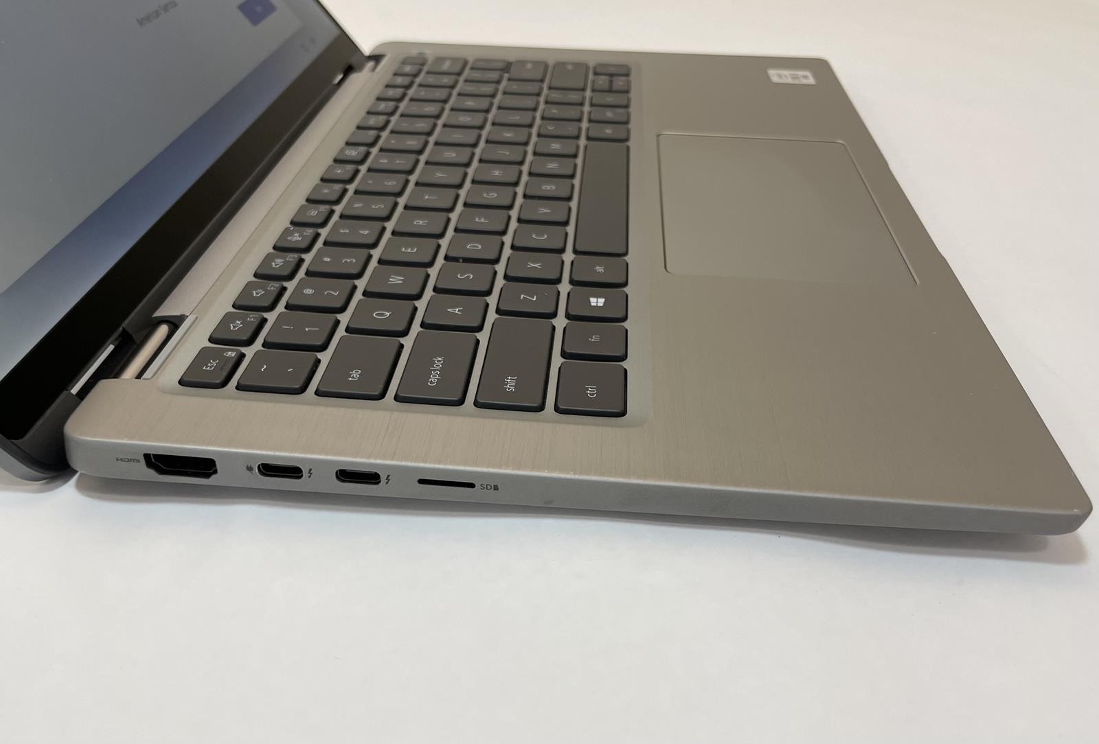 DELL LATITUDE 7410 2in1 14″ Touch Laptop Core i5 10310U 16GB 256GB NVMe W11-Good