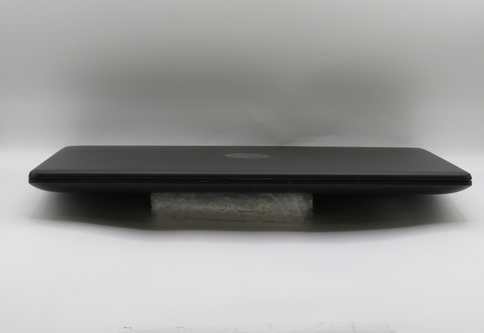 HP 17 Notebook BY1053DX i5-8265U @ 1.6GHz 8GB DDR4 256GB m2 No OS/AC