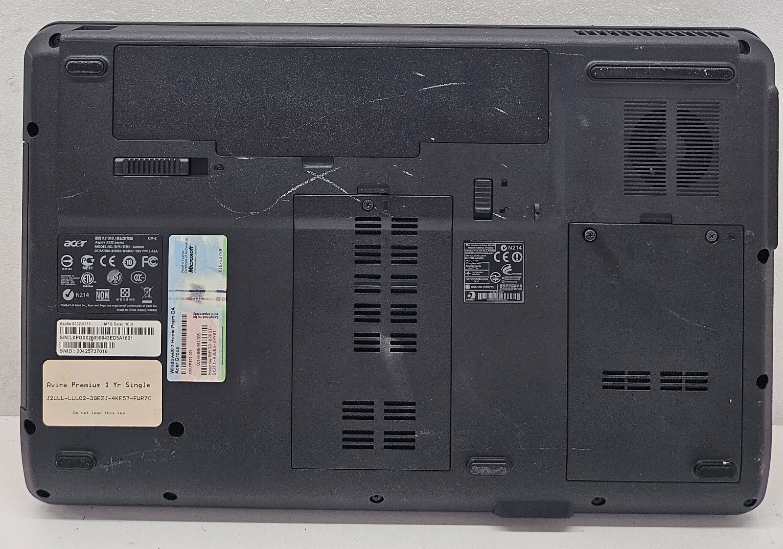 Acer Aspire 5532-5535 15.6″ Laptop AMD Athlon 64 TF-20 NO RAM/HD/OS/POWER (FL)