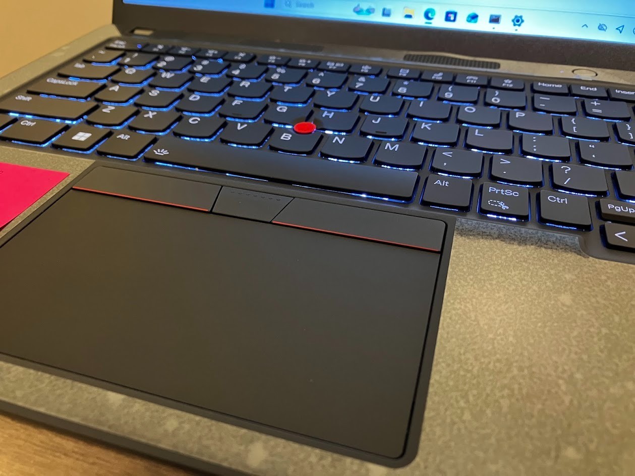 Lenovo ThinkPad T14s (Gen3) i7 with 32GB RAM, 512GB NVME and Win11 pro