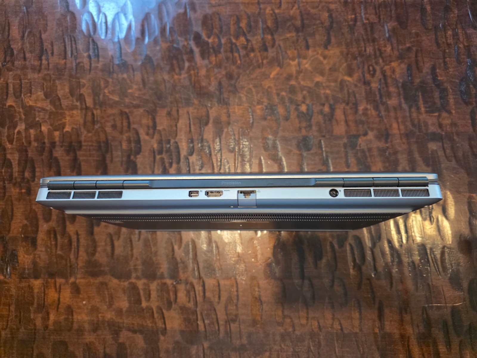 Dell Precision 7560 – 15.6″ FHD Touch, i7 11850H, 32GB RAM, RTX A4000, 1TB SSD