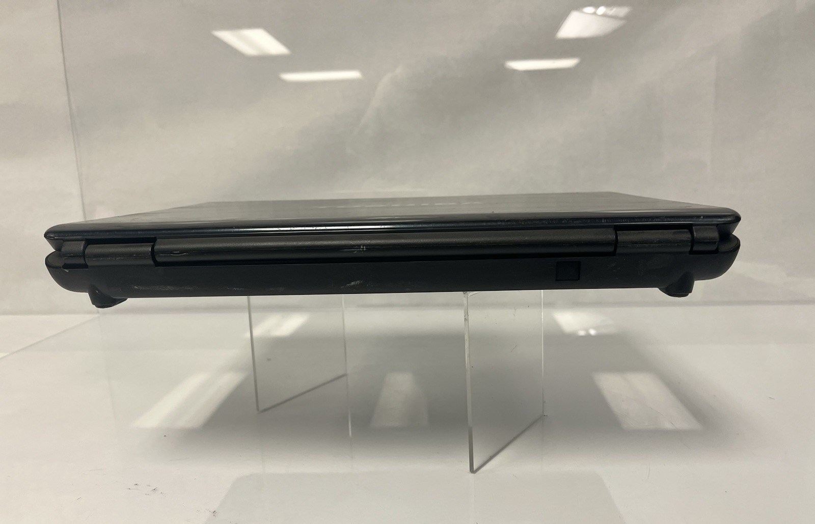 Toshiba Satellite L305-S5955 Intel Celeron CPU 900 2.20GHz 2GB Ram 160GB HDD