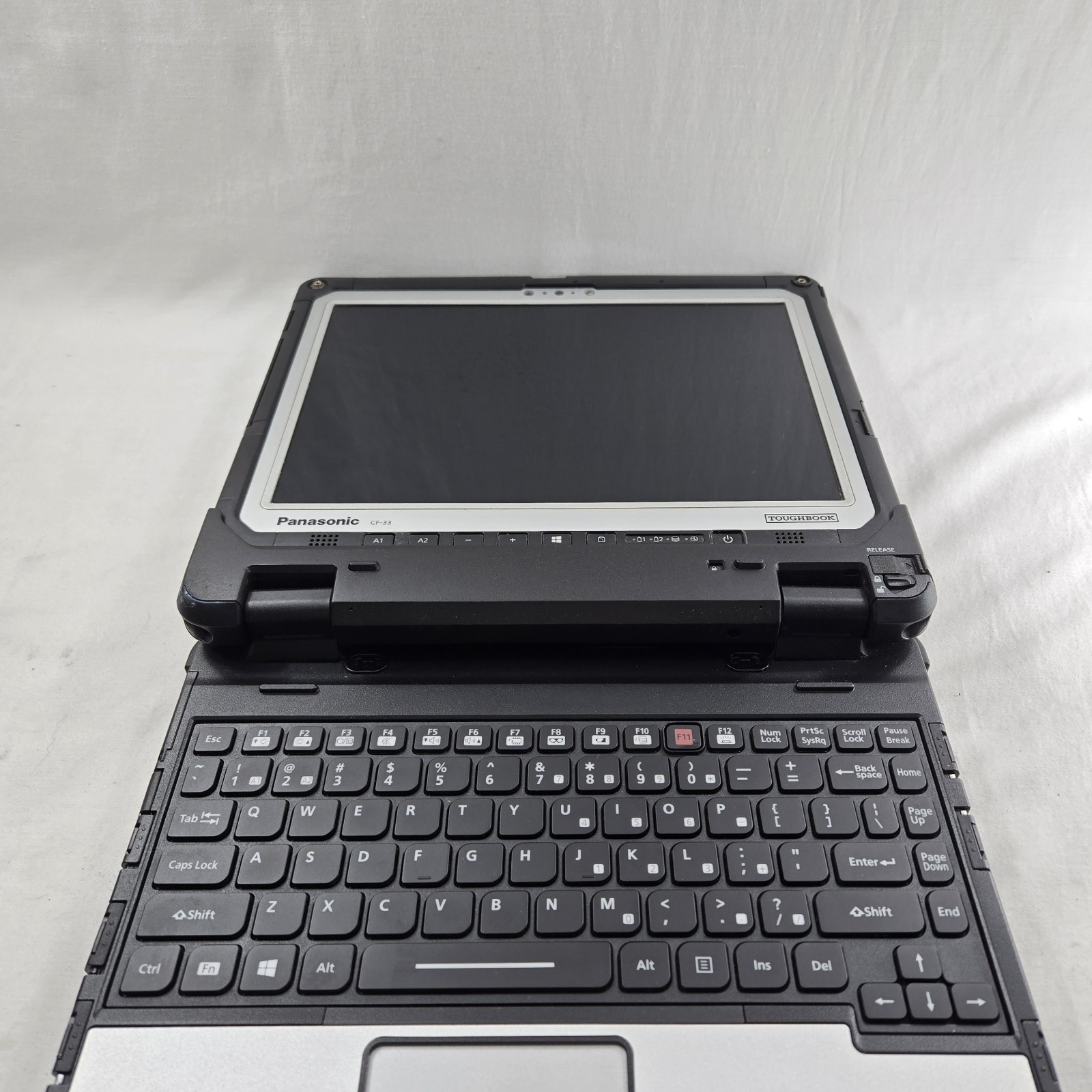 Panasonic Toughbook CF-33 i5-7300U 2.6GHz 256GB SSD 16GB Ram 4G – GPS – Grade B