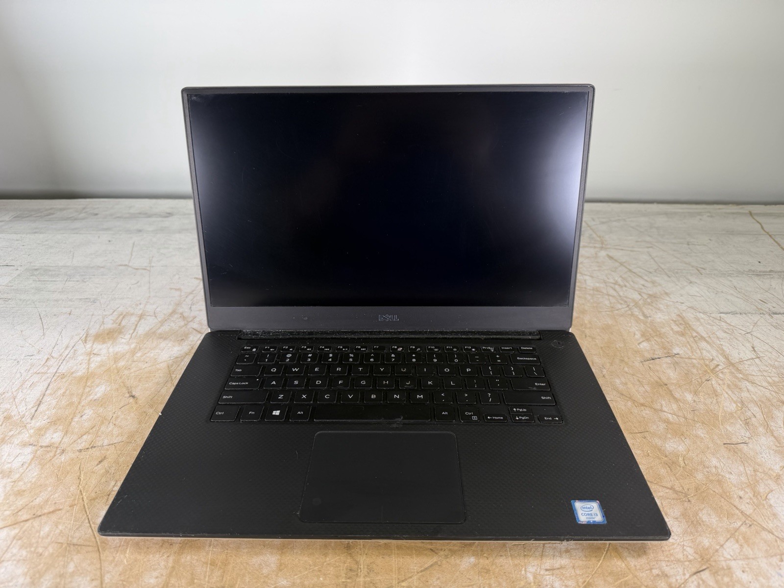 DELL XPS 15 9550 i3-6100H @ 2.70GHz, 8GB RAM, NO HDD/OS