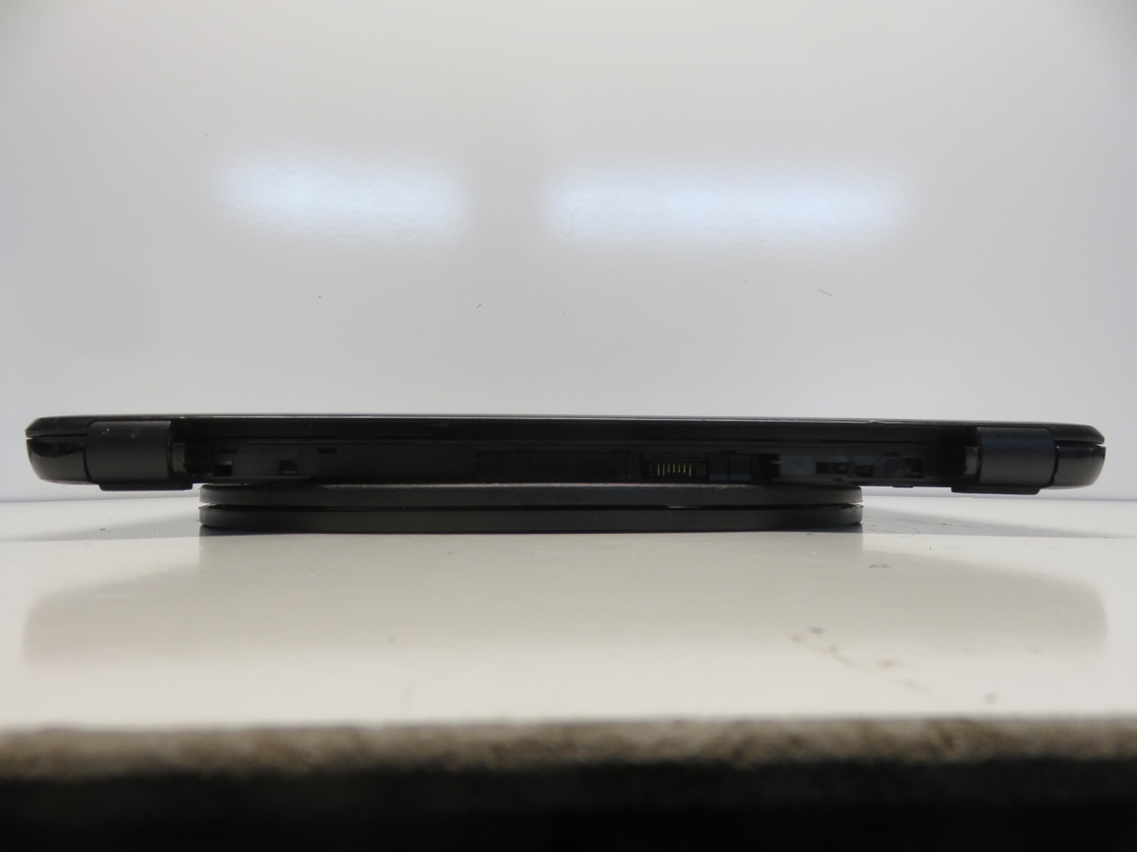 HP 15-BA079DX Laptop AMD A10-9600P Radeon R5 2400MHz 6 GB NO HDD No Batt