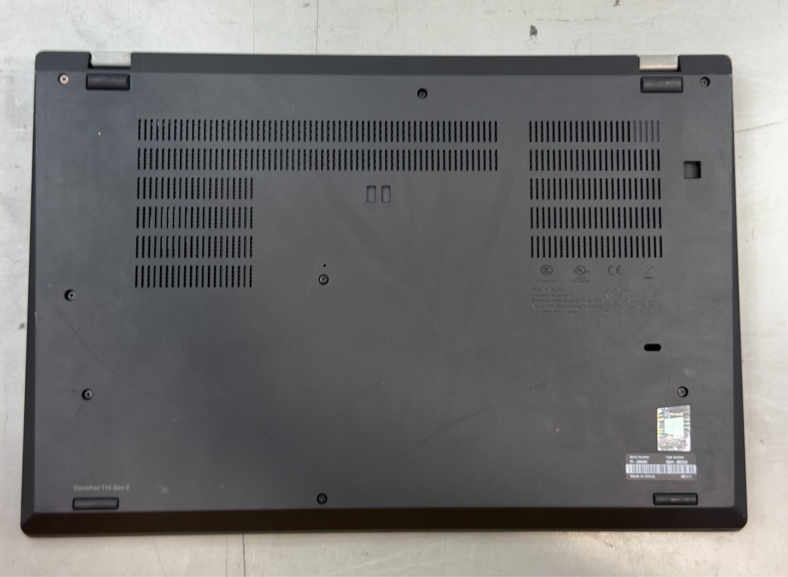 Lenovo Thinkpad T15 Gen 2 i5-1135G7 / 16GB RAM / NO SSD -RL6166