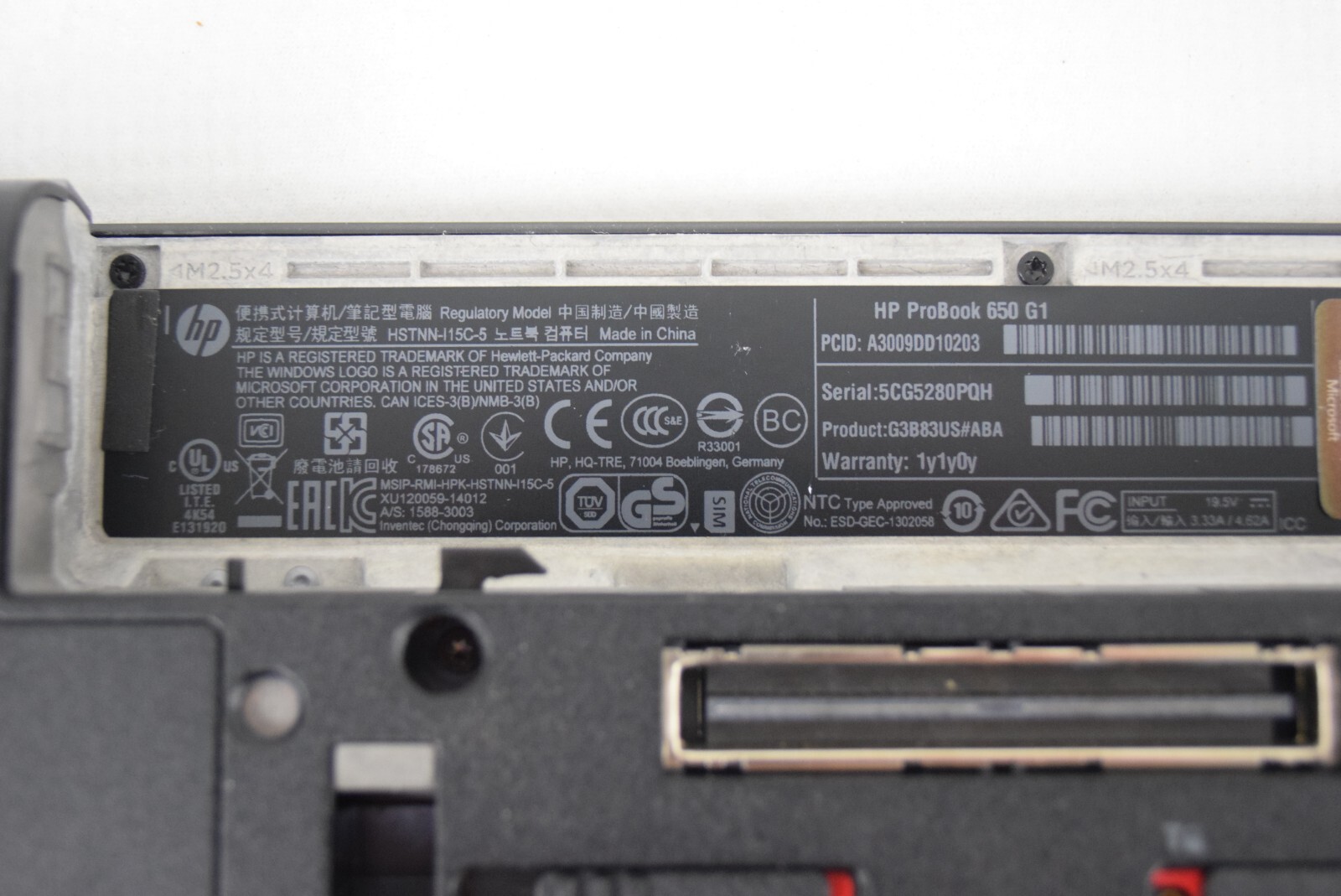 HP ProBook 650 G1 Intel Core i3-4000M 2.4GHz 4 GB 15.5″ NO HDD or OS