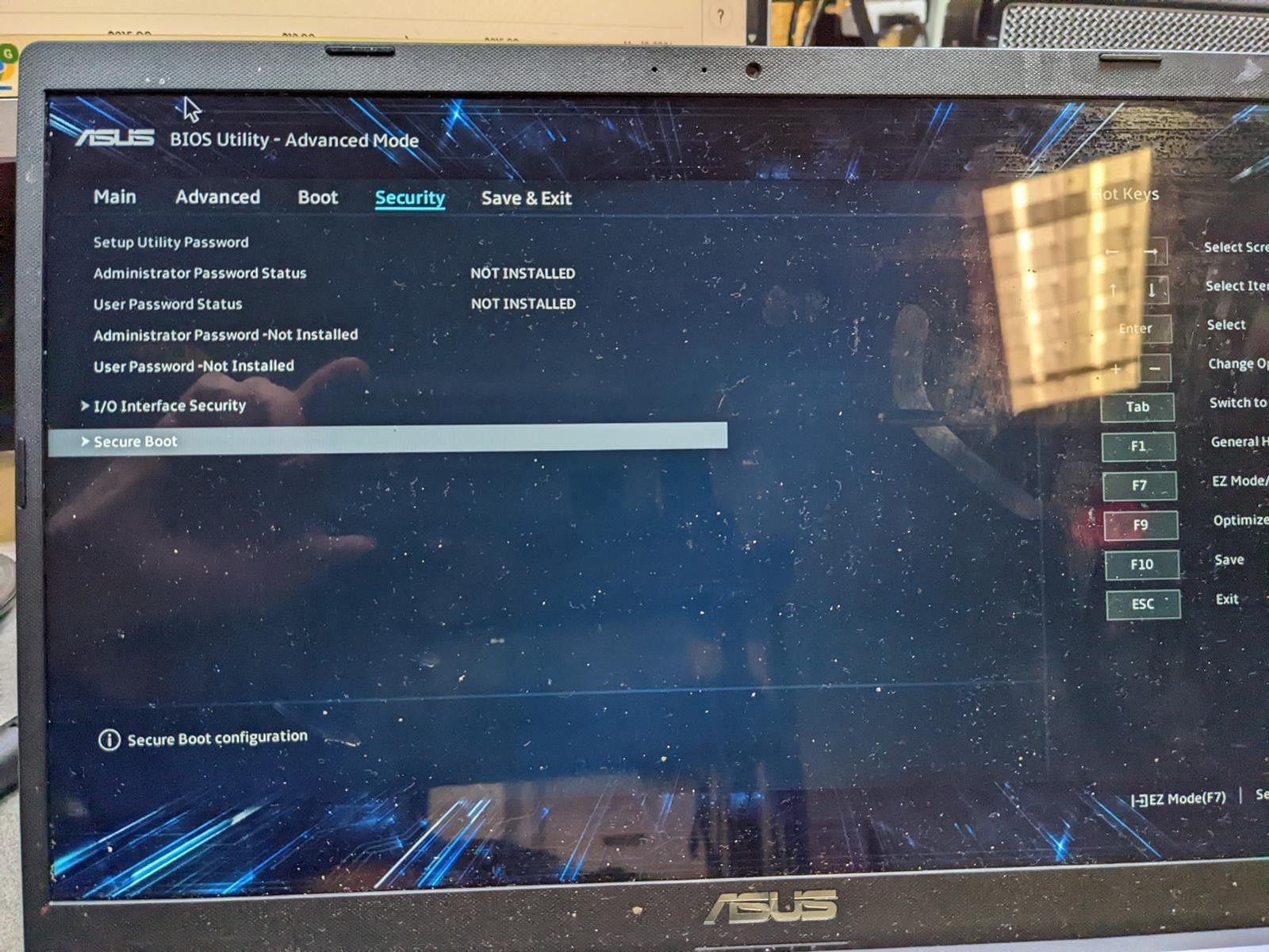 ASUS VIVOBOOK R565E i5-1135G7 @ 2.40GHz, 20GB RAM, NO HDD/OS