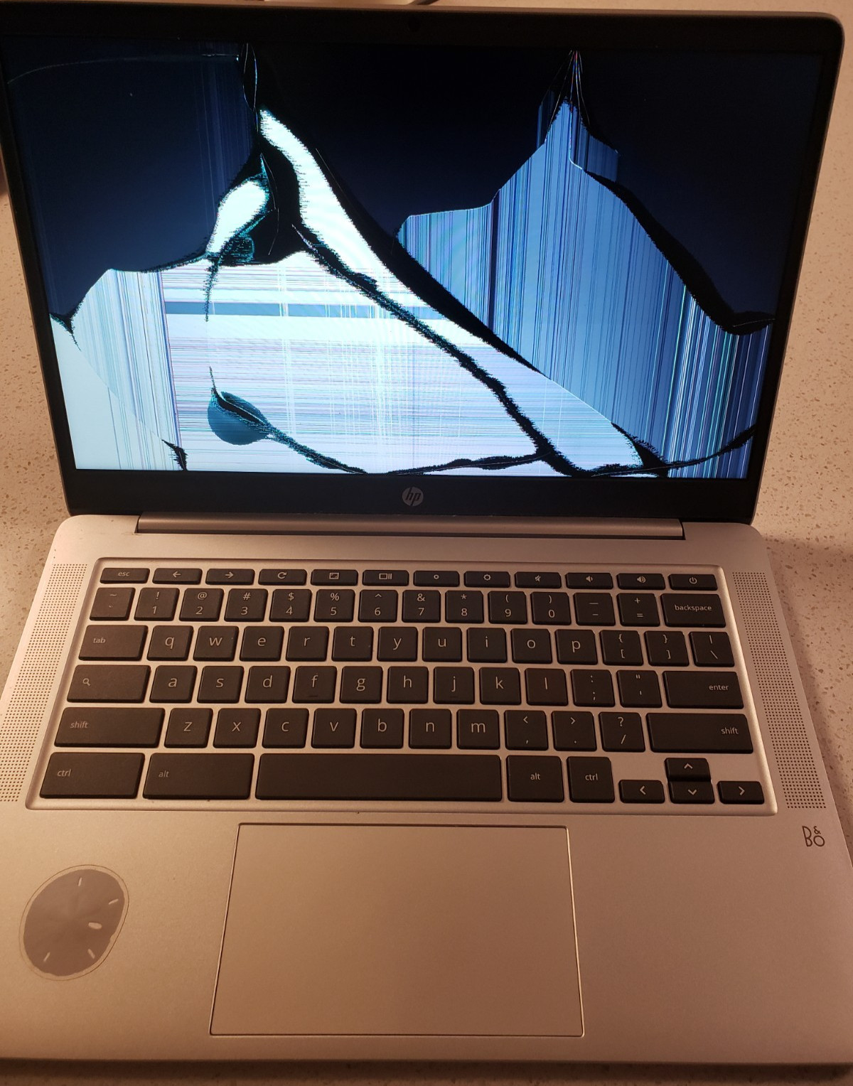 HP Chromebook 14a-na0031wm 14″ 64GB 4GB Silver Cracked Screen Parts Repair
