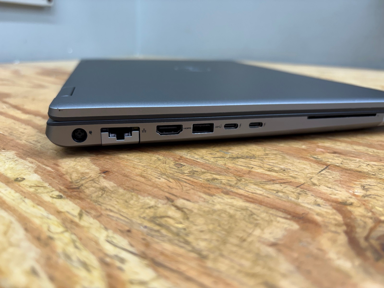 Dell Precision 7670 Mobile Workstation i7-12850HX 32GB 512GB RTX A1000 Win11