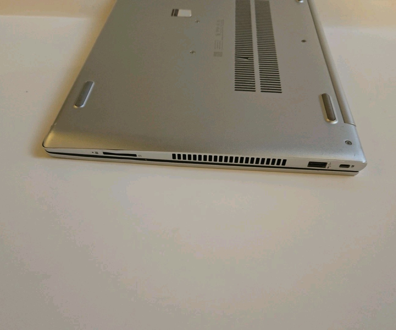 HP ProBook 440 G6 14″ i5-8265U 16GB 256GB NVMe Win11 Pro