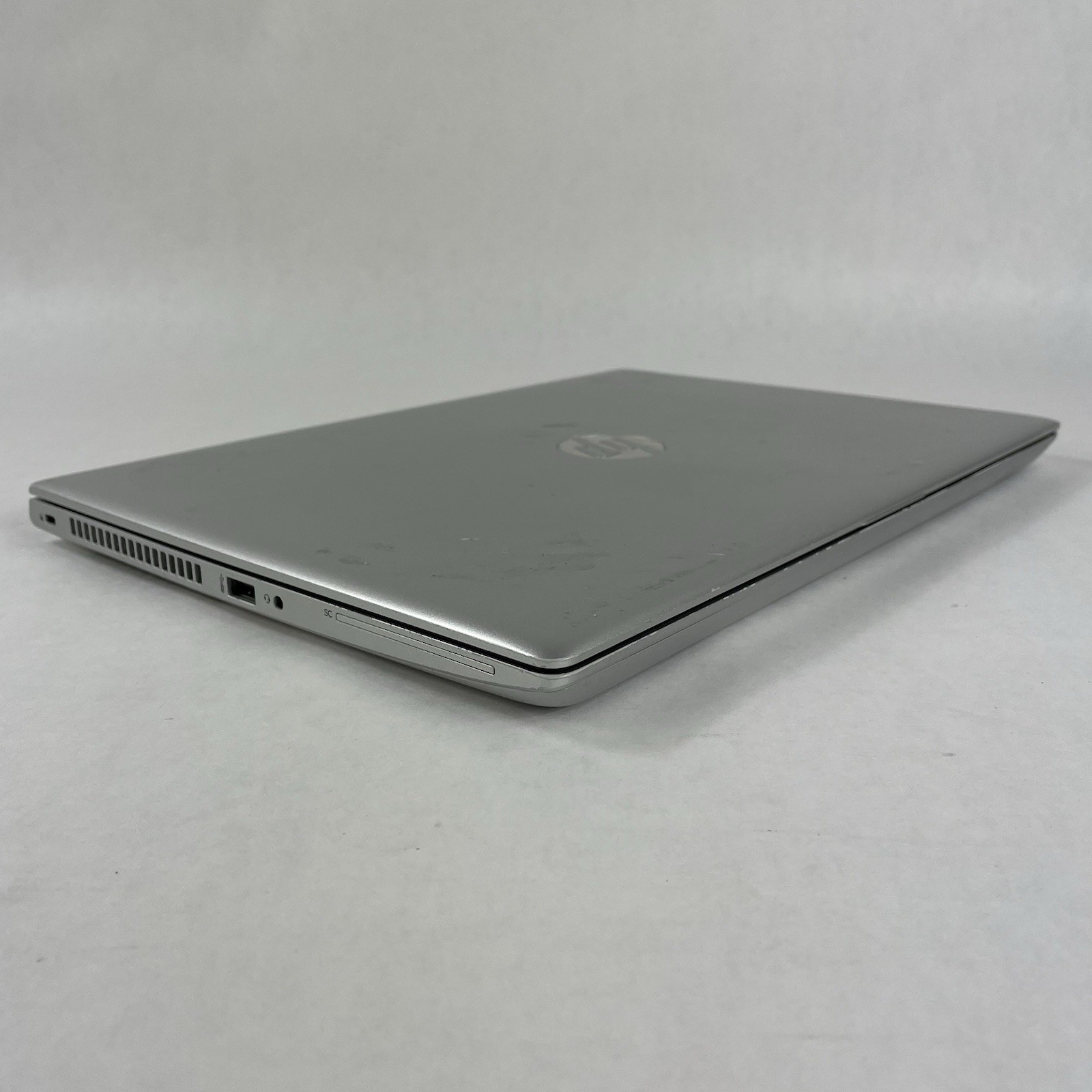 HP ProBook 640 G5 14″ i5-8265U 1.60 GHz 8 GB RAM No SSD No OS – No Camera Cover