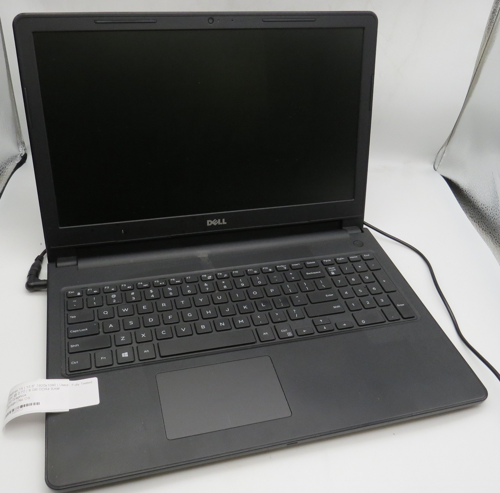 Dell Inspiron 15 3567-15.6″-i3-7130U@2.7GHz-8GB DDR4 RAM-NO STRG-NO OS **READ**