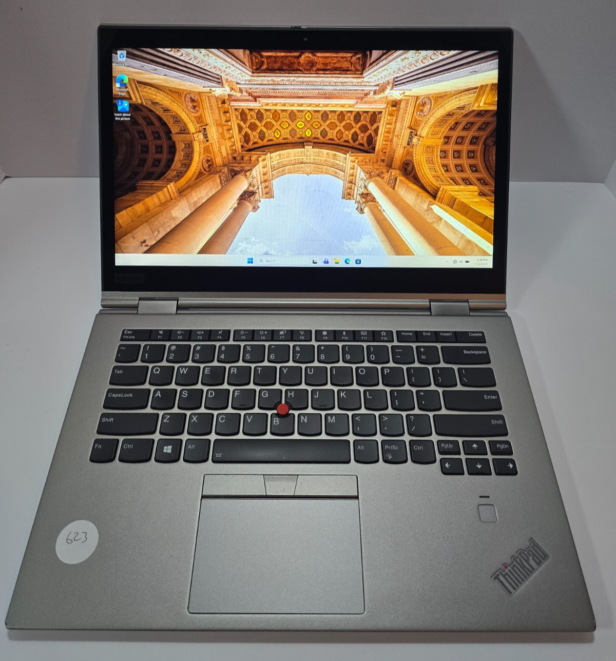 Lenovo ThinkPad X1 Yoga 3rd Gen i7-8650U, 16GB RAM, 512GB NVMe SSD, Charger