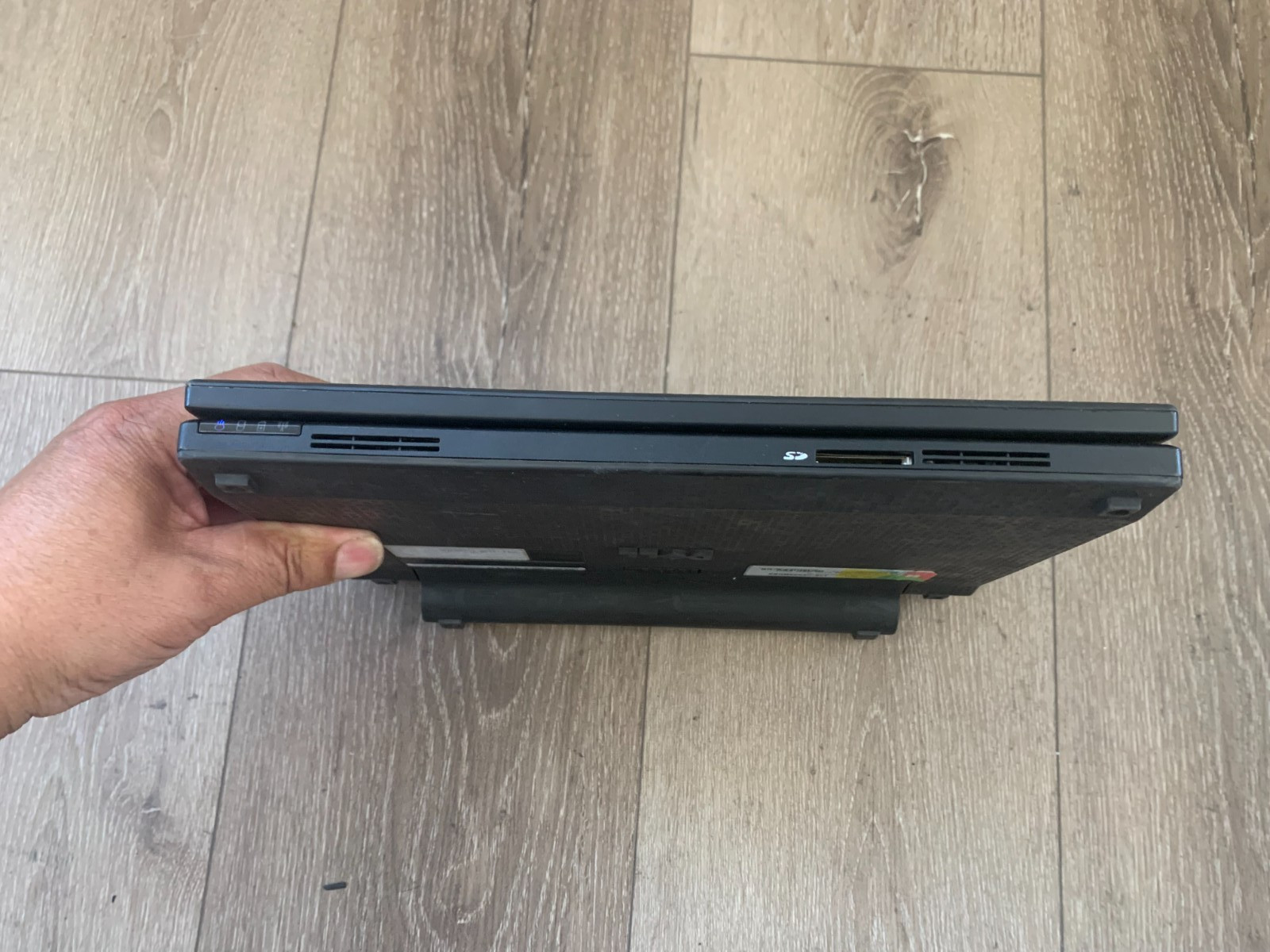 Dell Latitude 2120 12.5″ Intel Atom N455 1.66GHz 2 GB RAM 60GB HDD Win 7 Home