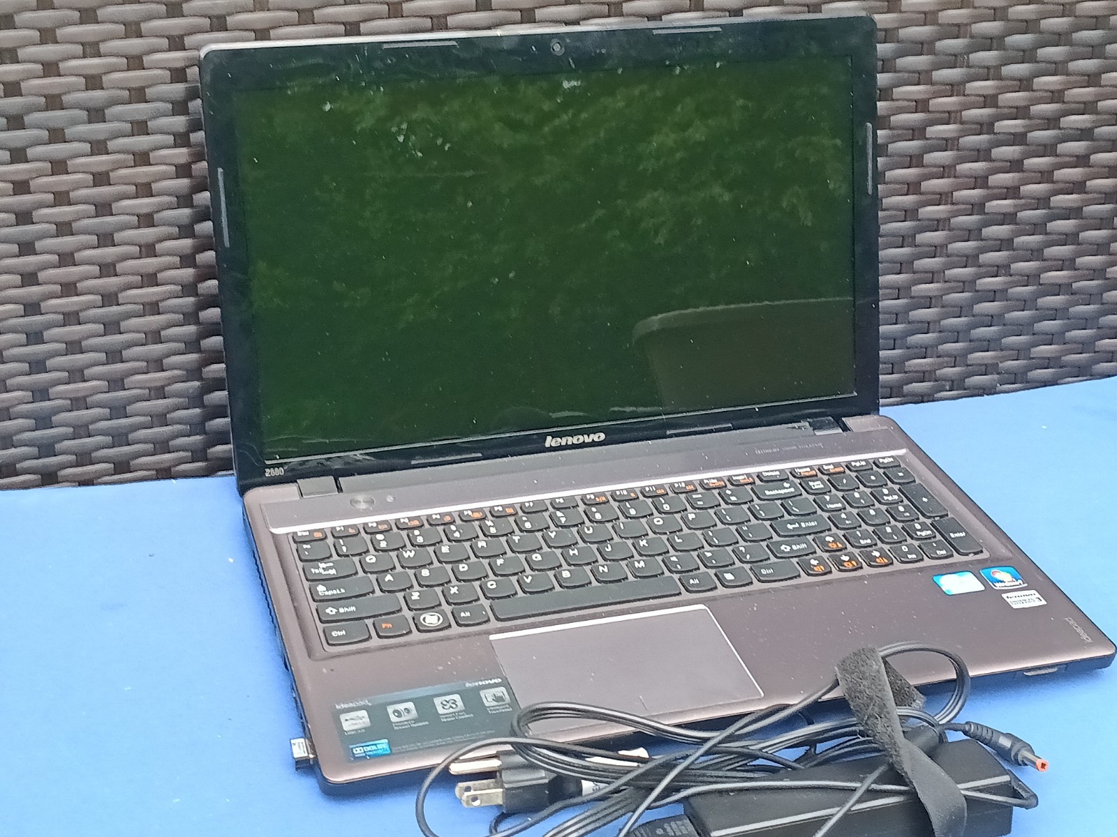 Lenovo Ideapad Z580 15″ Laptop With Charger! Fully Functional