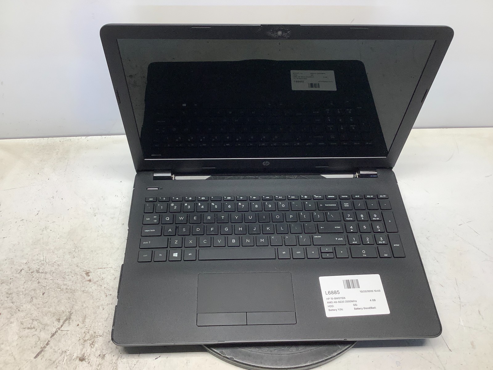 HP 15-BW011DX AMD A6-9220 2500MHz 4 GB NO HDD