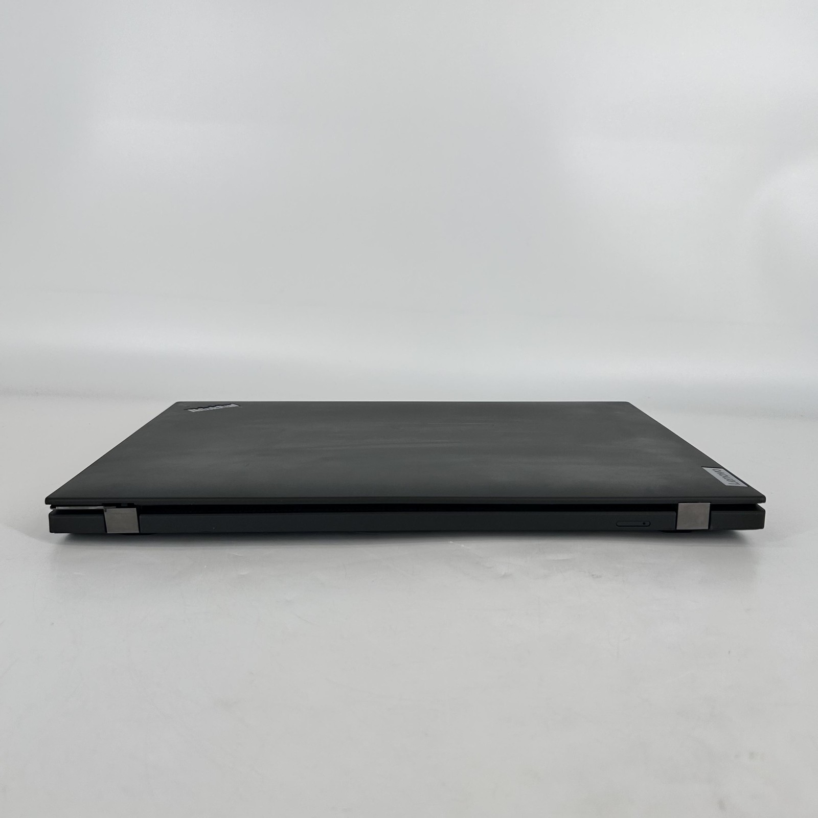 Lenovo ThinkPad P16s Gen 1 FHD+ TOUCH i7-1260P 16GB 512GB SSD T550 – LOOSE HINGE