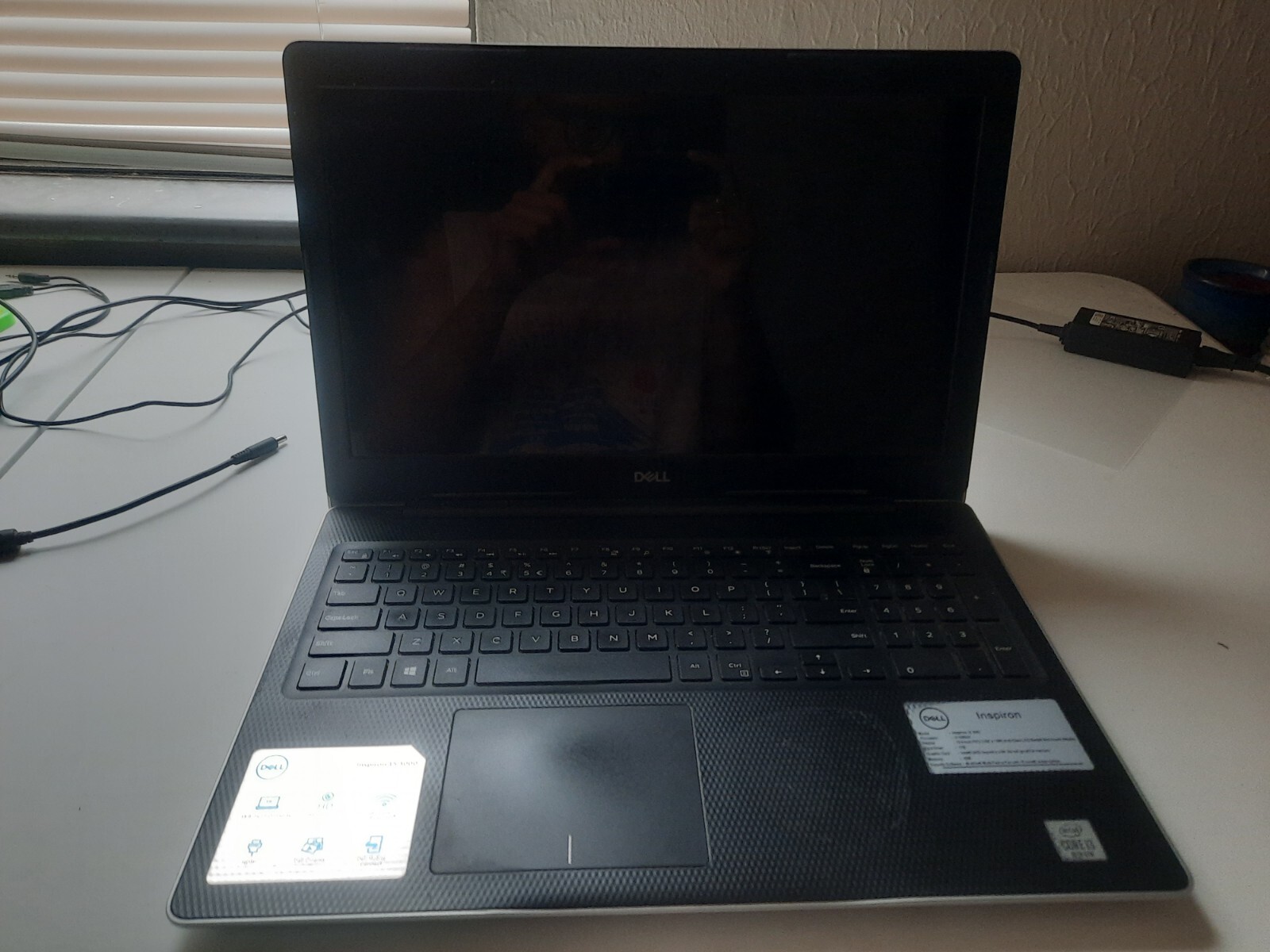 Dell Inspiron 3593