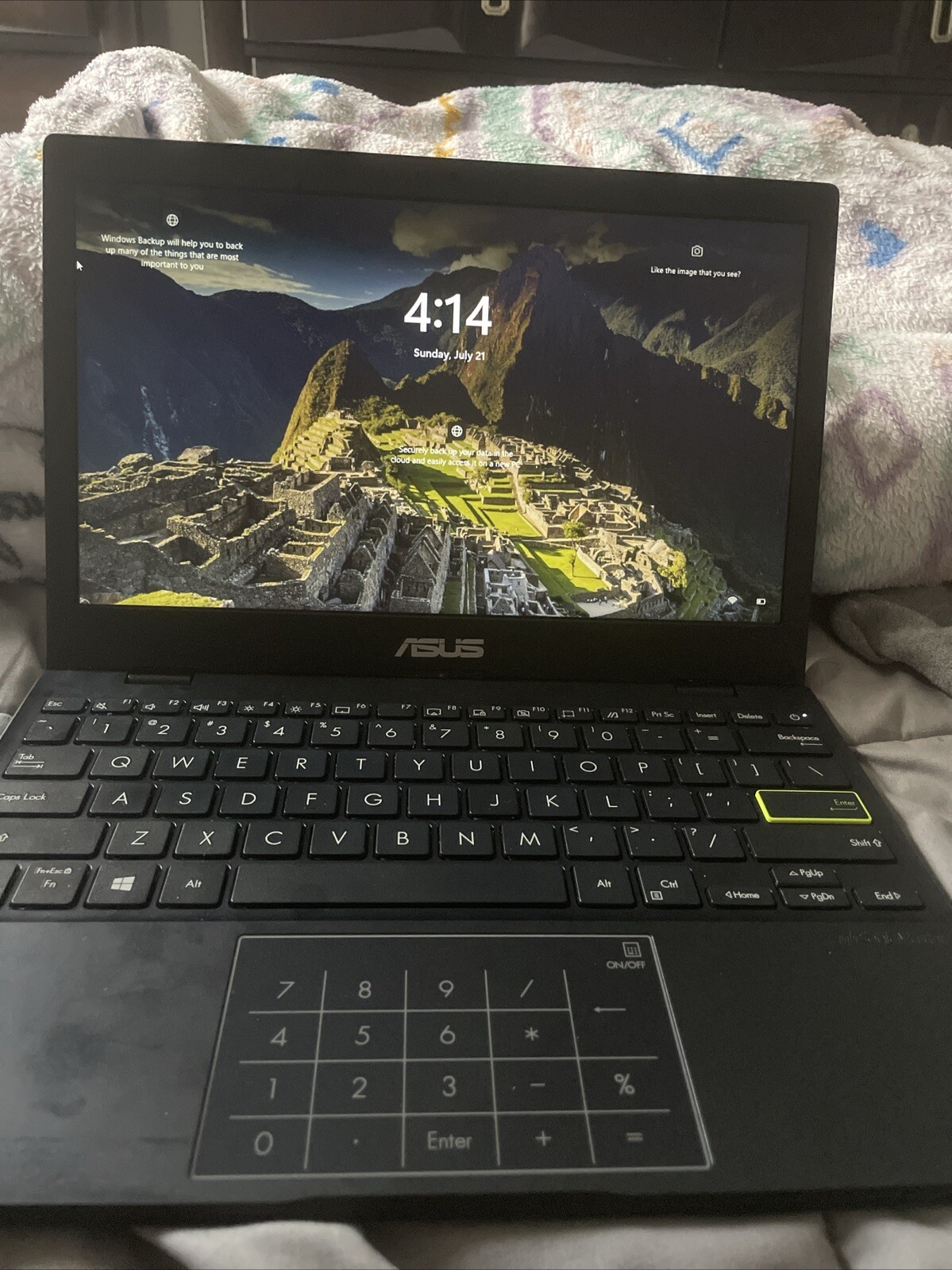 ASUS VivoBook Go 12 L210 11.6” (64GB eMMC, Intel Celeron N4020, 2.8GHz, 4GB…