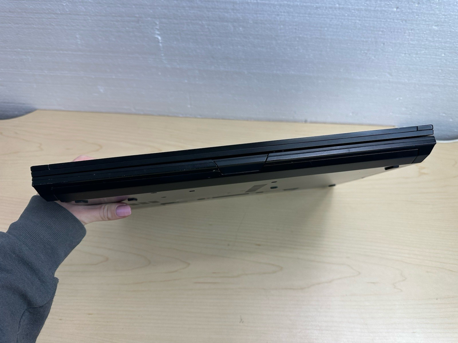 Dell Latitude E6500 Intel Centruino 15.4″ Laptop**For Parts/Repair**