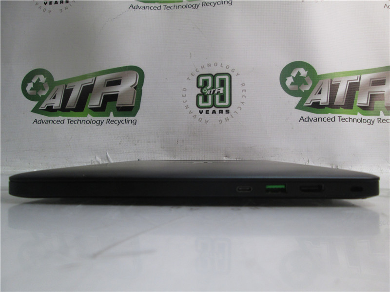 Razer RZ09-01953E71 Laptop i7-7700HQ 2.8GHz 16GB RAM 256GB SSD GTX1060