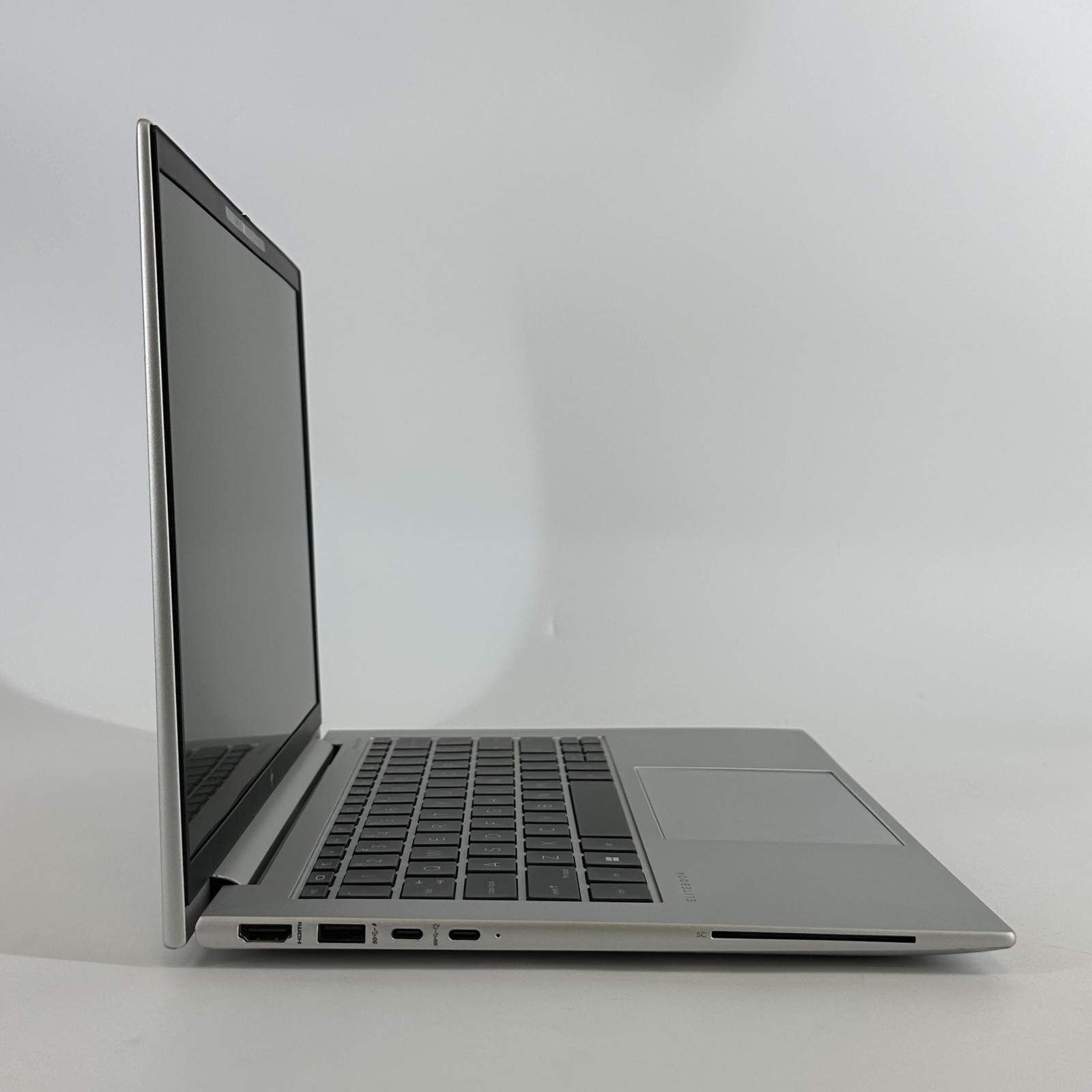 HP Elitebook 845 G9 14 FHD+ 3.2 GHz Ryzen 7 PRO 6850HS 8GB 512GB SSD Very Good