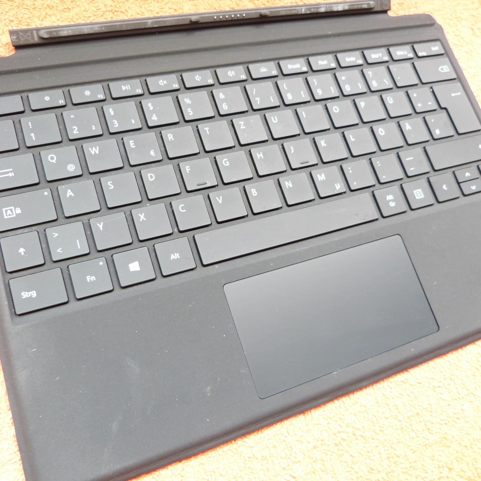 XXL LOT MS Surface Pro 7 Convertible l 12″ 2K TOUCH Windows 11 SSD 10Gen i5