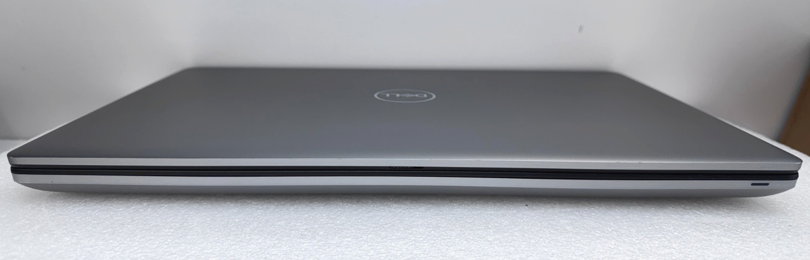 Dell Precision 7550 15.6″ Laptop i9-10885H 32GB 1TB Nvidia RTX3000 Windows 11
