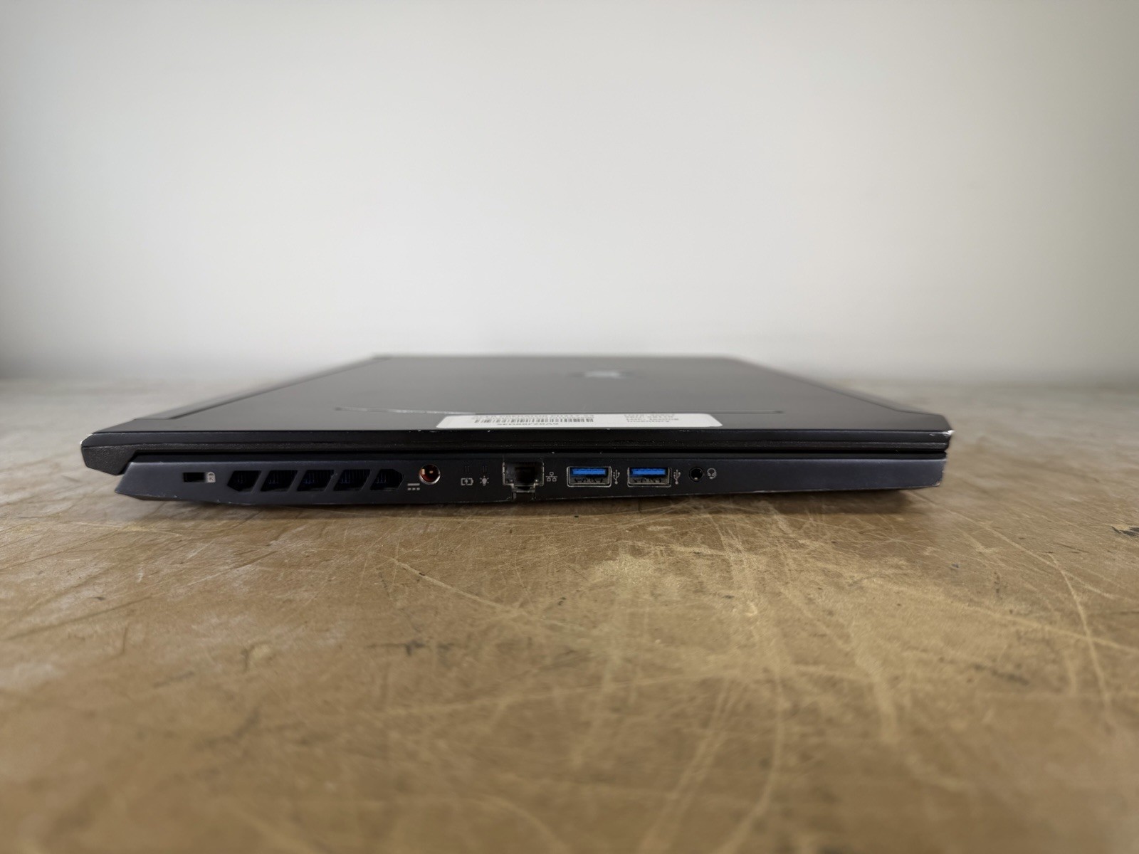 ACER PREDATOR PH317-54 i7-10750H @ 2.60 GHz, 8GB RAM, NO HDD/OS – (FOR PARTS)