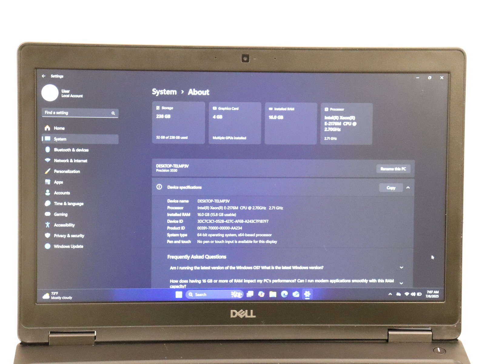 Dell Precision 3530 15.6″ Intel Xeon E-2176M 16GB 256GB NVMe Windows 11 Pro