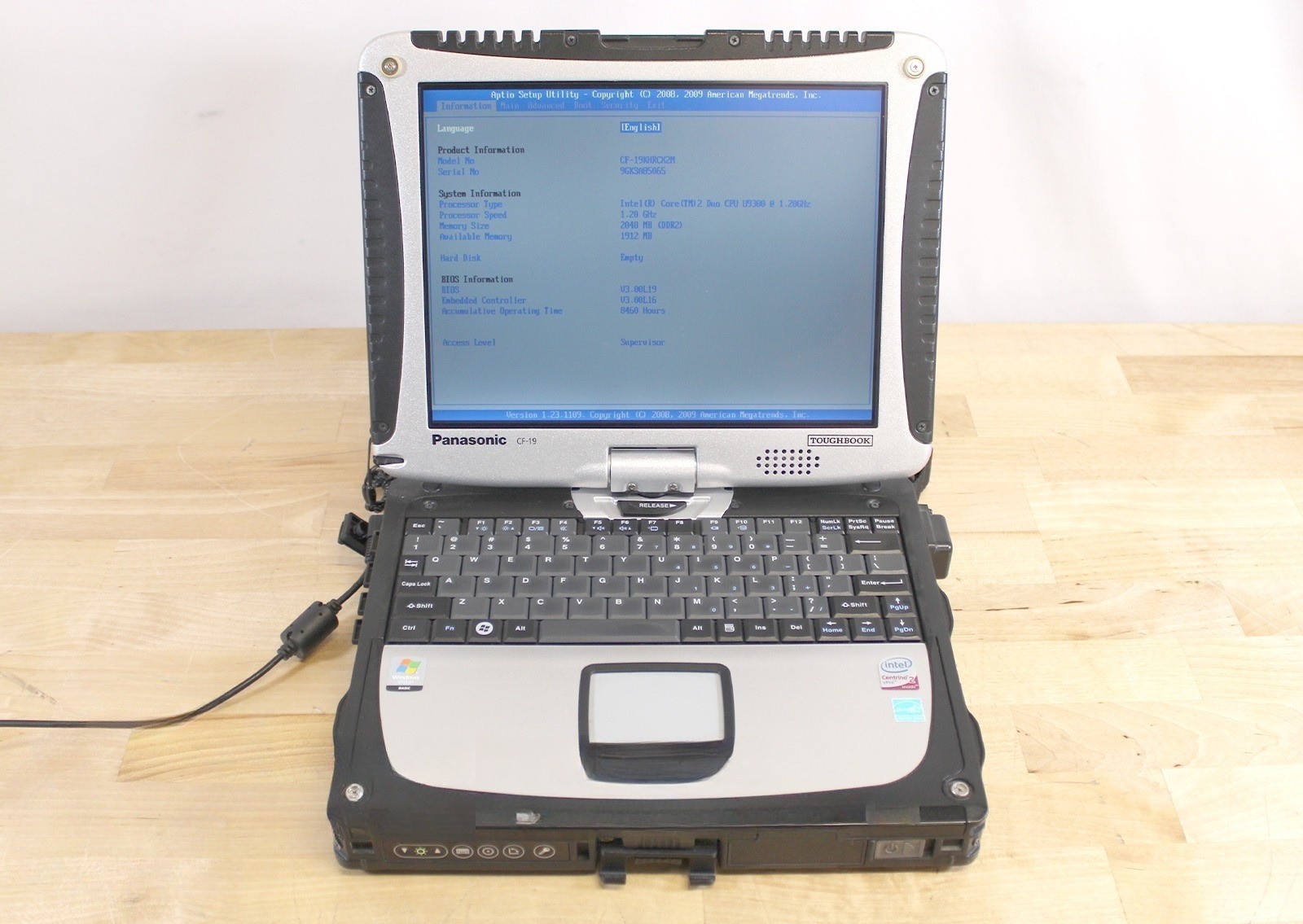 Panasonic ToughBook CF-19 Core 2 Duo U9300 1.20GHz 2GB RAM No Drive