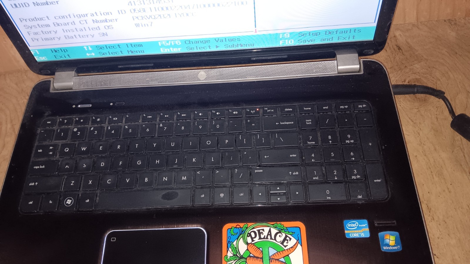 HP Pavilion DV7-6B55DX Laptop Intel core i5-2430M @2.40 GHz 17.3″ LCD Screen P/R