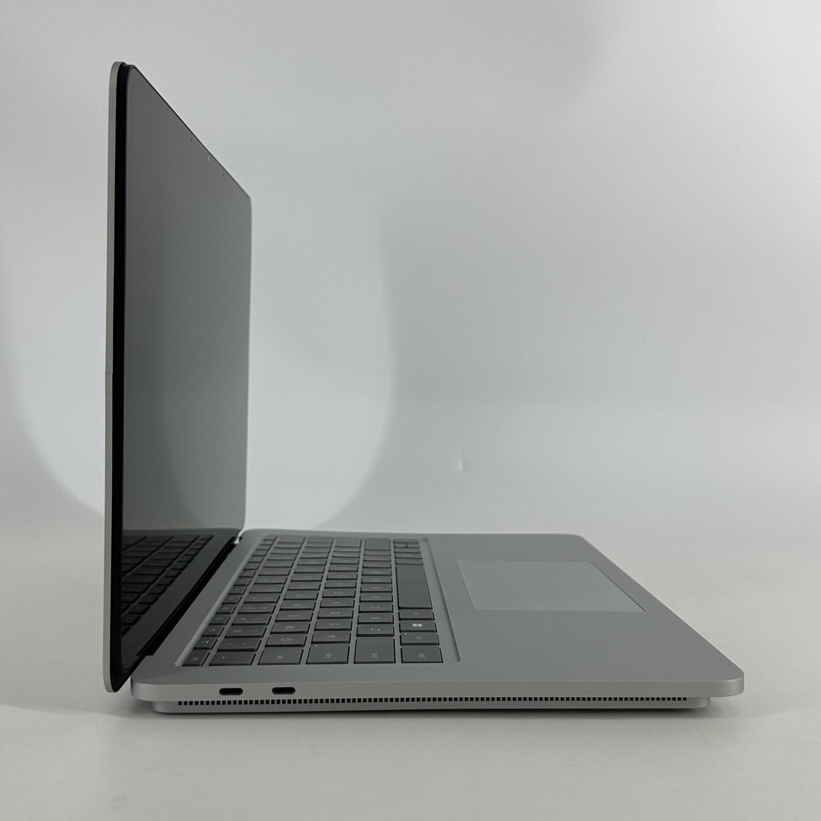 Microsoft Surface Laptop Studio 14 2K TOUCH i5-11300H 16GB 256GB SSD Bent Frame