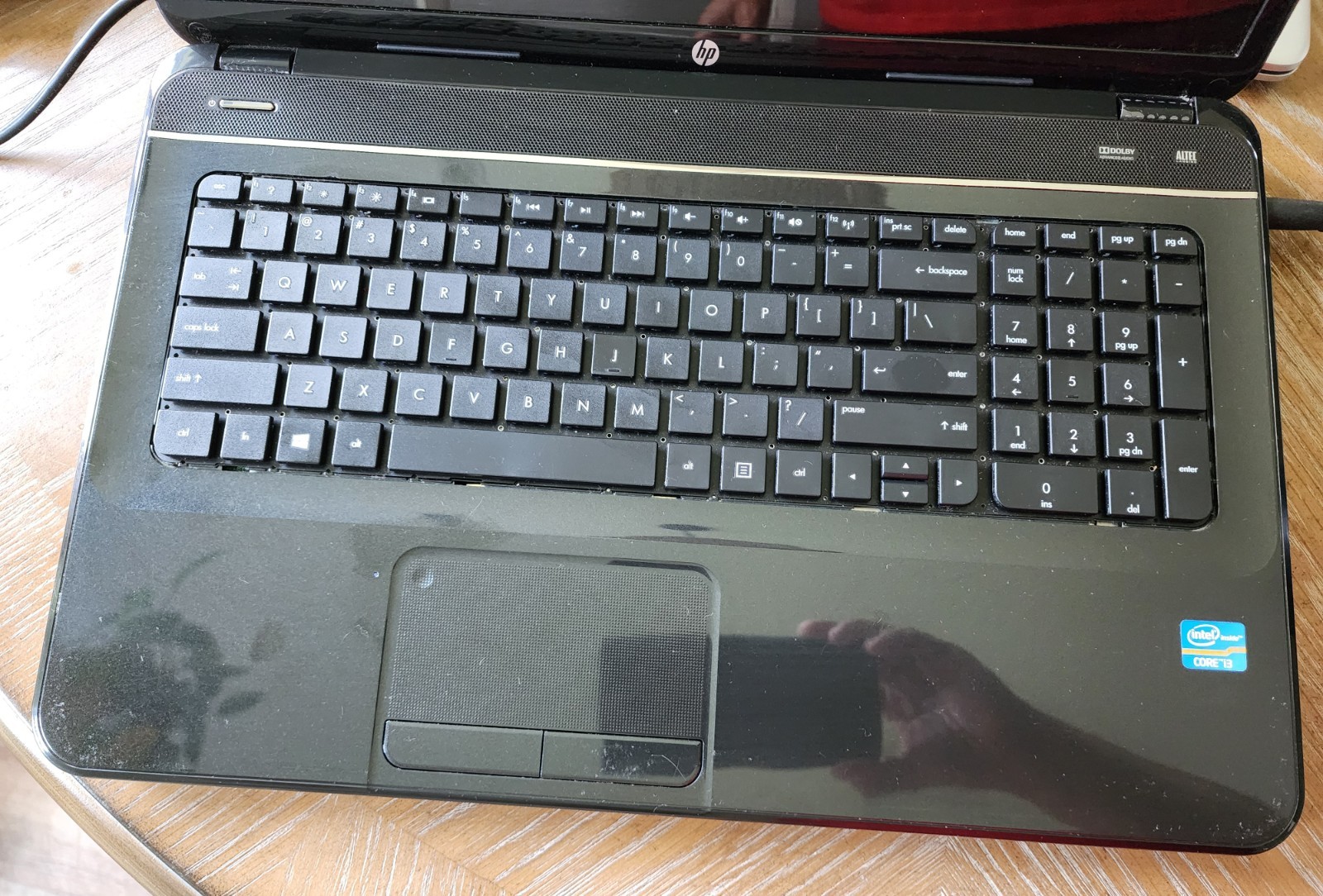 HP Pavilion G7-2270US 17.3″ Intel i3-3110M 2.4GHz, 6 GB Ram, 700GB HHD, Win 10 P