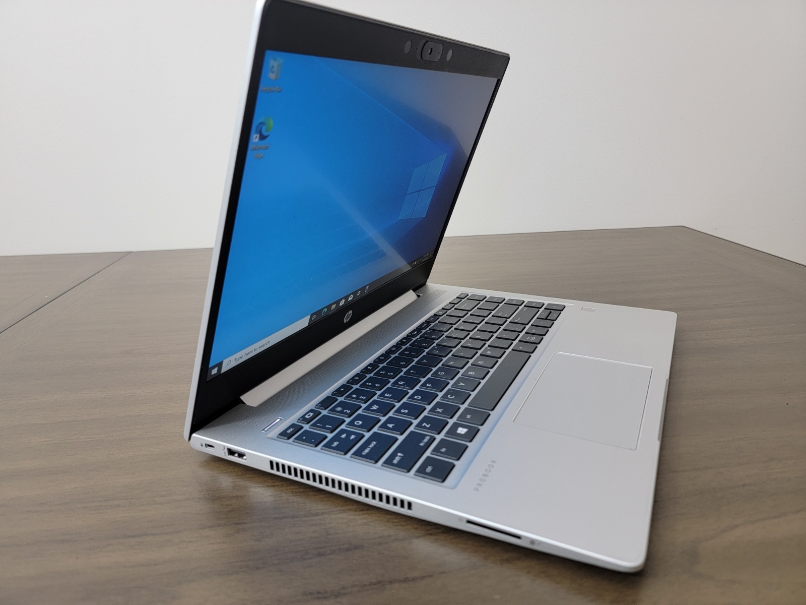 CLEAN HP ProBook 445 G7 14″ AMD Ryzen 7 4700U @ 2.7GHz -8GB Ram- 228GB SSD