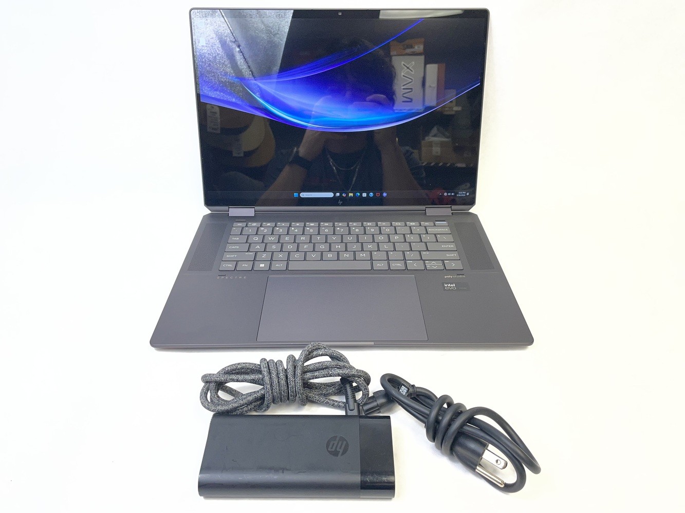 HP Spectre x360 2 in 1 16-aa0013dx 16″ 1TB SSD 16GB RAM Ultra 7 155H