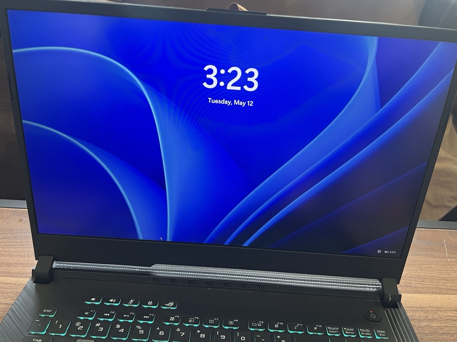 ASUS ROG Strix G712LWS 17″ Laptop i7-10750H 16GB 1.38TB NVIDIA Rtx 2070 Super.