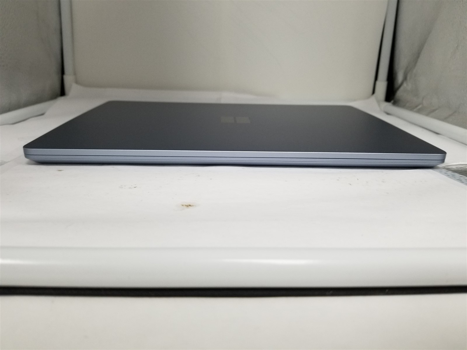Microsoft Surface Laptop Go 2 Core i5 12.4″ 8GB/128GB Blue Fully Working VG6298