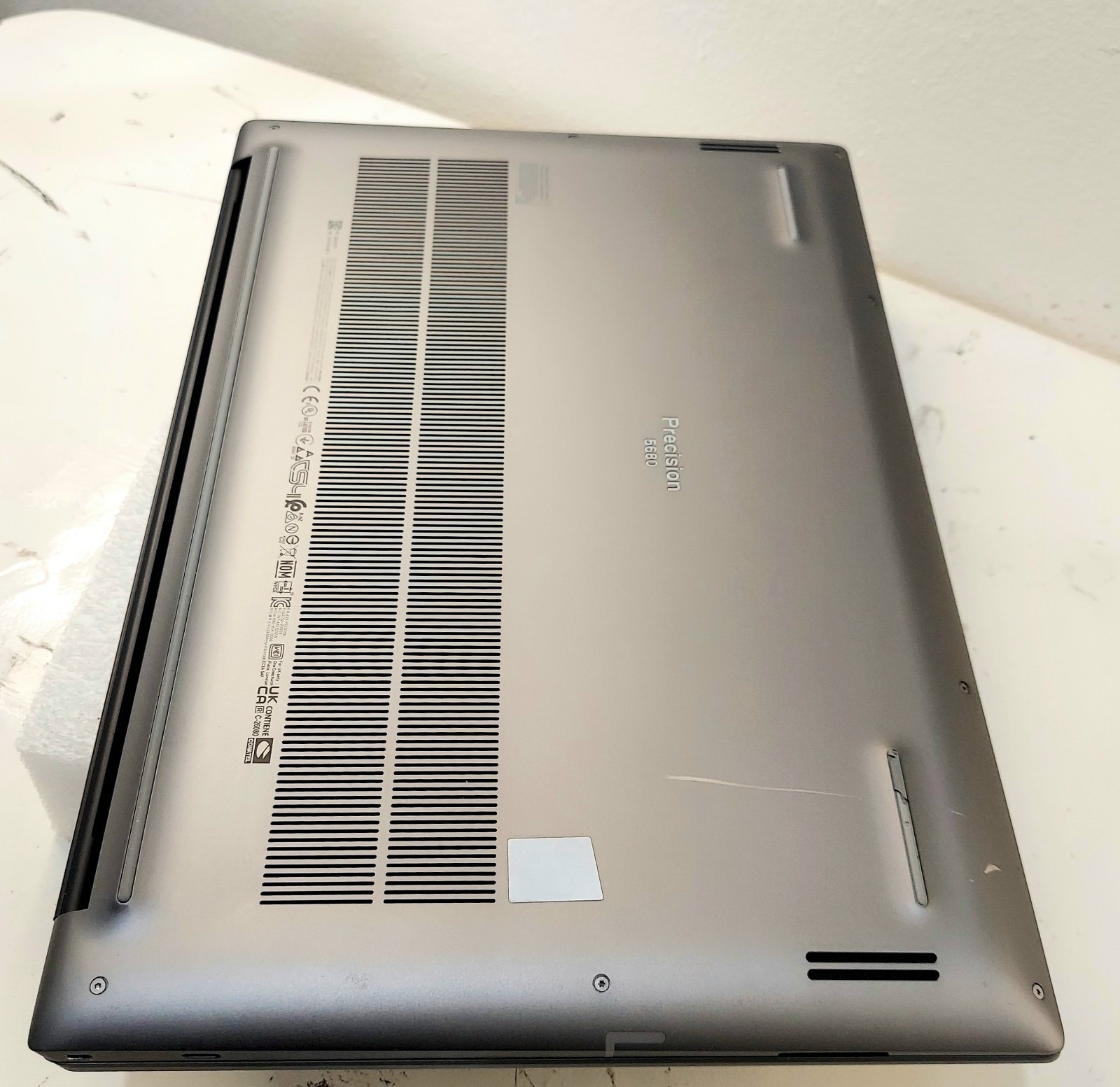 DELL PRECISION 5680 4K OLED I9-13900H 512GB SSD 64GB RAM RTX 2000 Ada WIN 11 PRO