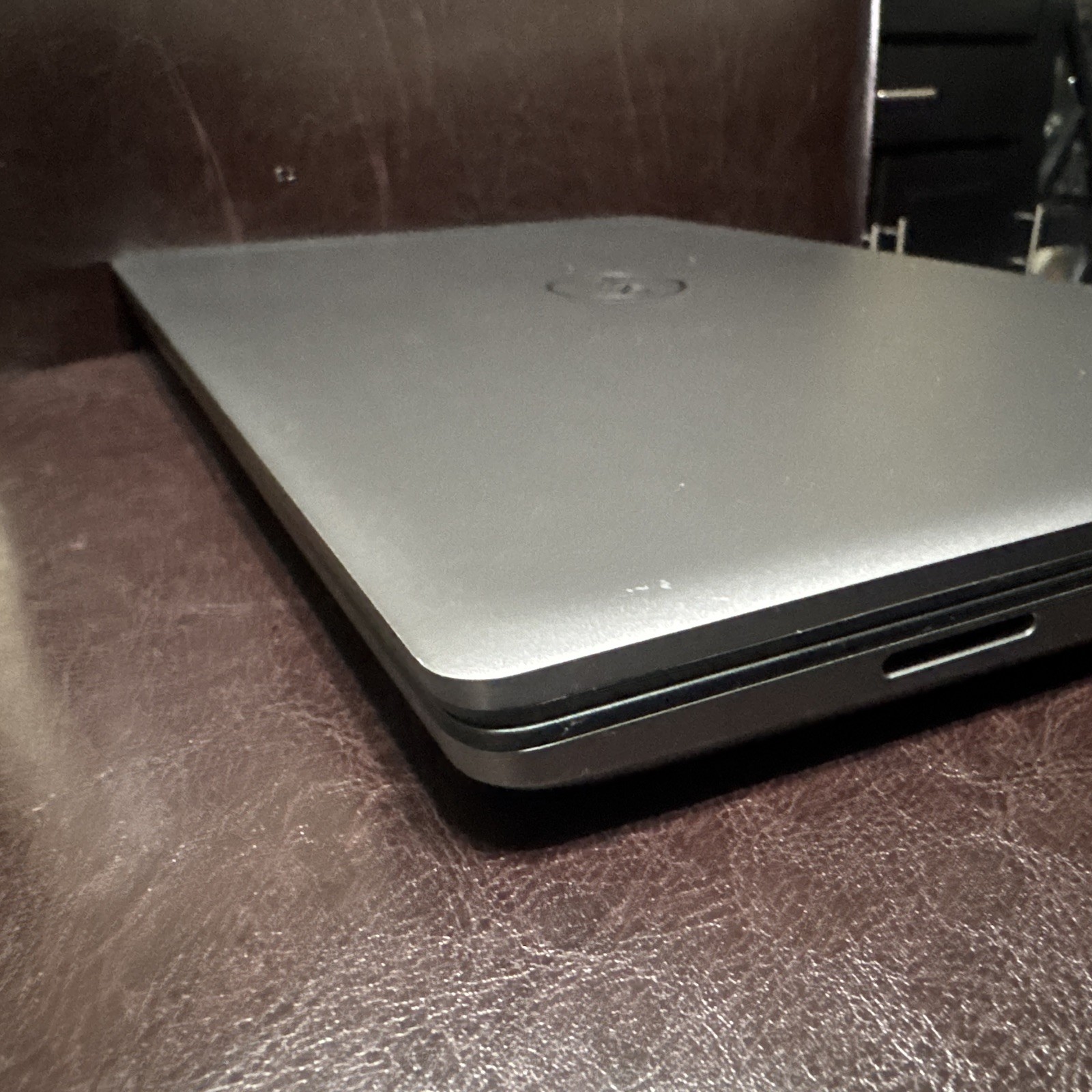 Dell Precision 7550 15.6” Xeon W-10885M 2TB SSD 64GB RTX 3000 4K Win 11