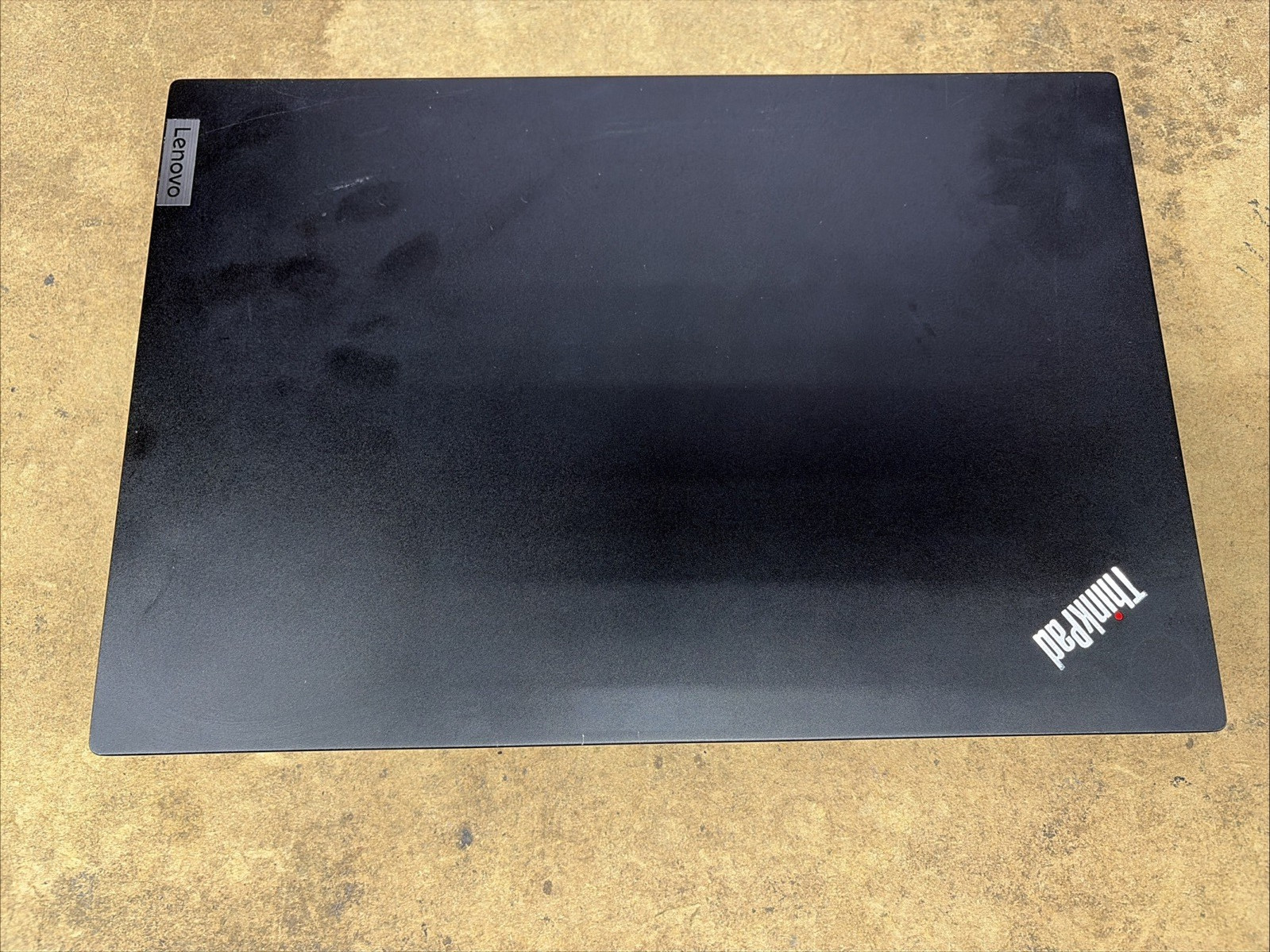 Lenovo ThinkPad E14 Gen 2 14″ FHD i7-1165G7 8GB RAM 512GB SSD No OS
