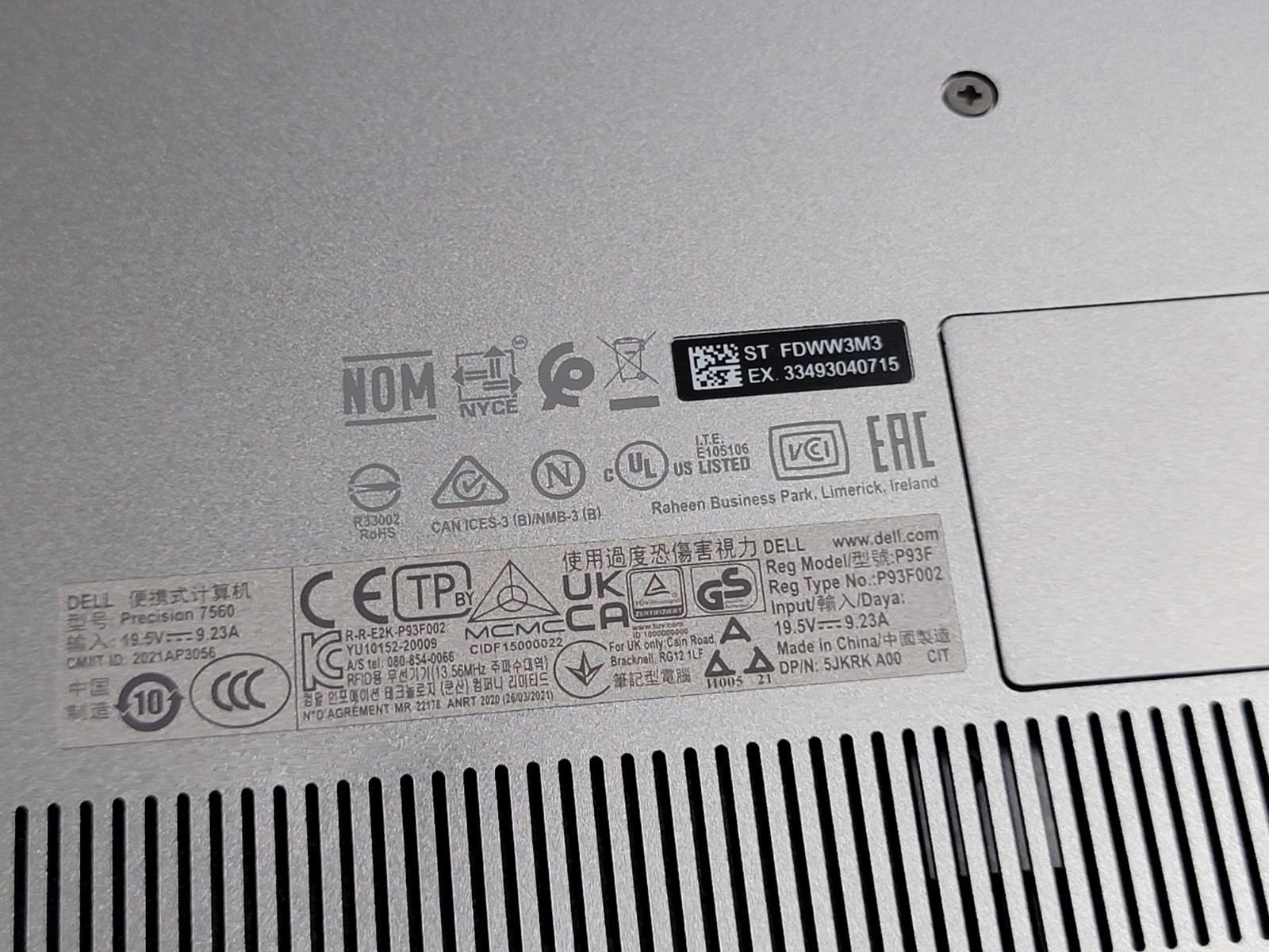 Dell Precision 7560 XEON W-11855M 3.20GHz 32GB Ram NVIDIA T1200 1TB Win11 Pro